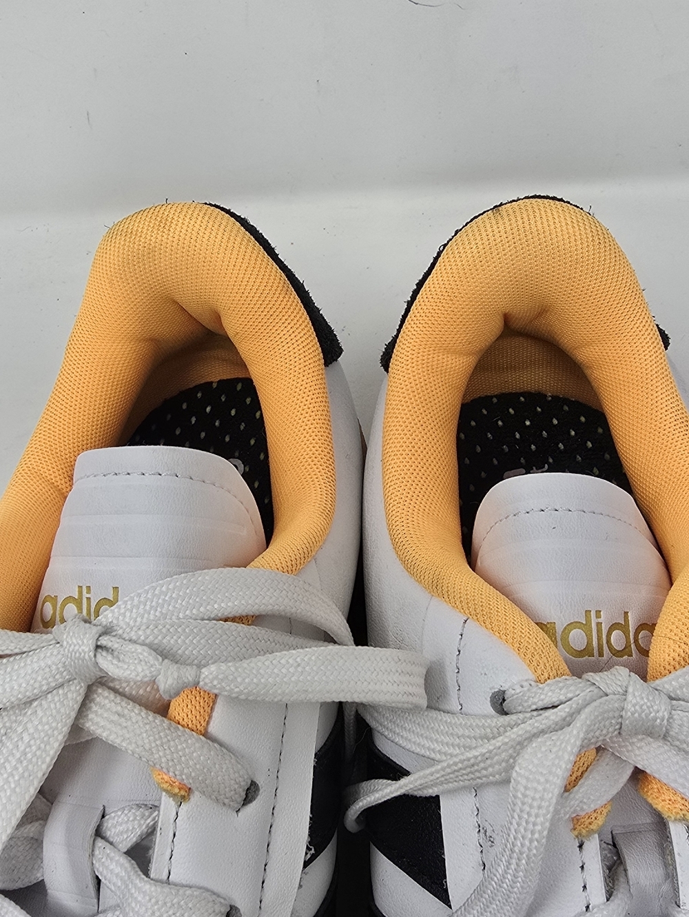 Adidas women 9.5 grand court alpha white flash orange sneakers grunge skaters - Picture 8 of 9